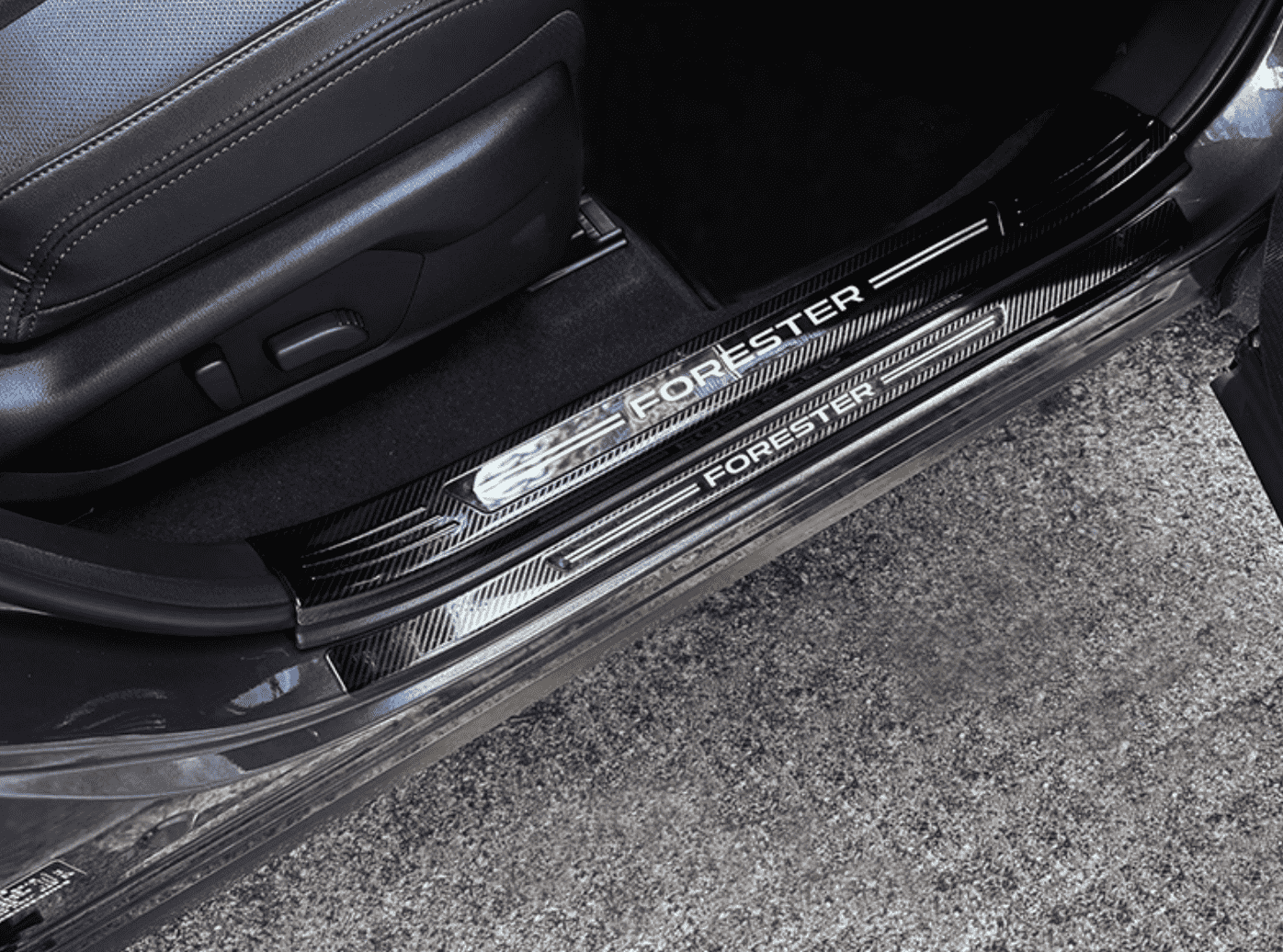 Xevaban.com ở 214 Giải Phóng là đơn vị chuyên cung cấp phụ kiện oto, đồ chơi oto, đồ chơi subaru forester, phụ kiện subaru forester, xevaban, 214 giải phóng, ốp bậc chân forester, nẹp bậc chân forester, ốp chống xước bậc chân forester.